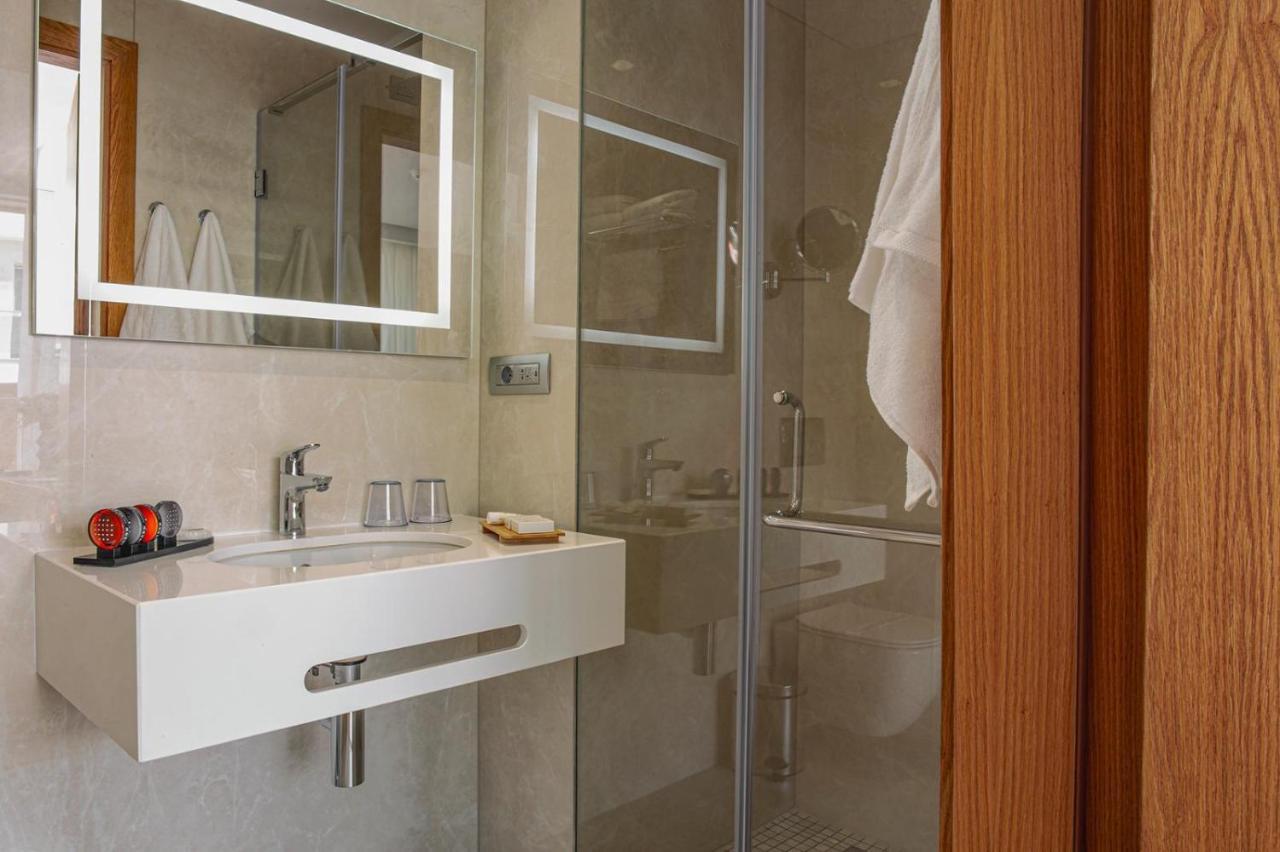 Amare Hotel Shengjin Exterior photo